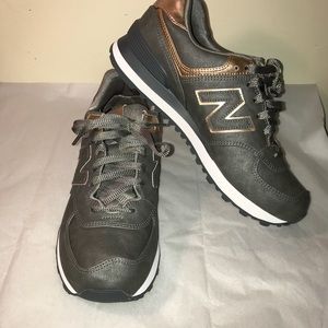 NWOT New Balance 574 Grey and rose gold